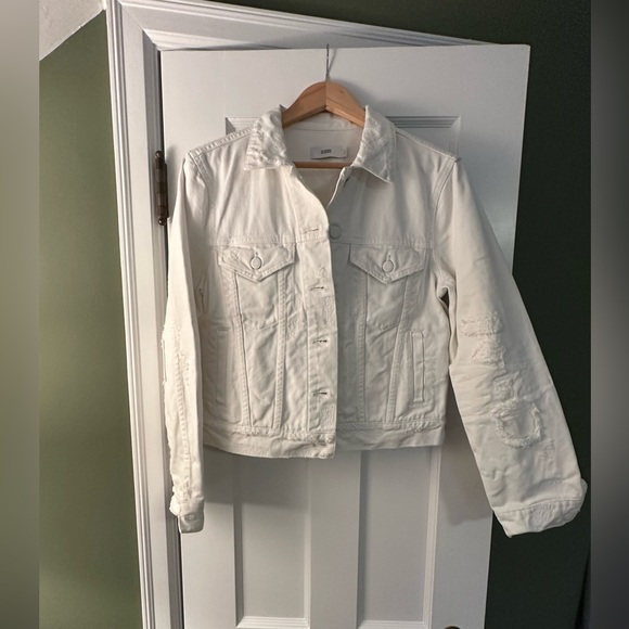 Closed Jackets & Blazers - CLOSED white distressed denim jacket Size L